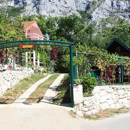 Holiday Village Ostrog Nikšić Bagian luar foto