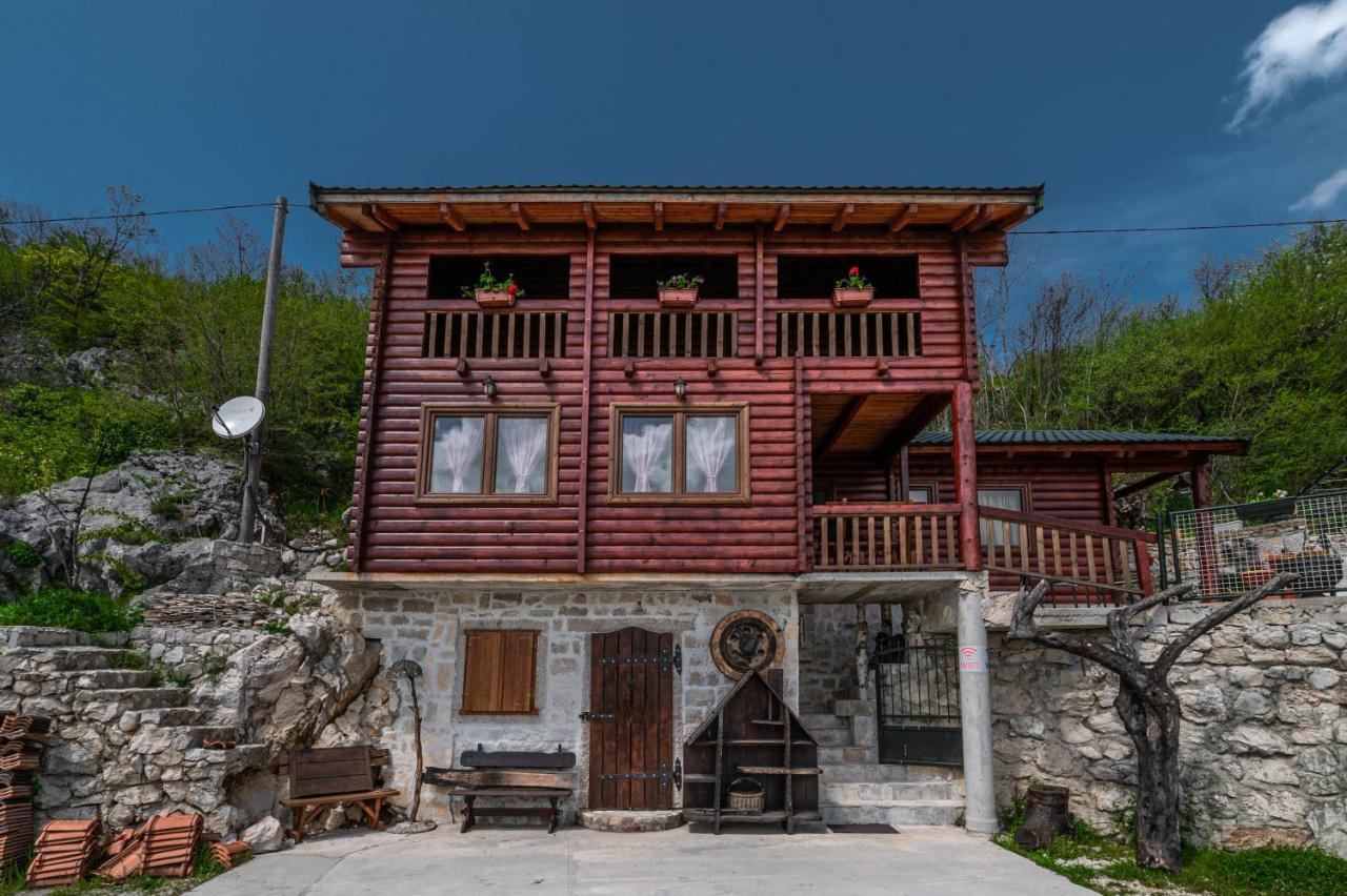 Holiday Village Ostrog Nikšić Bagian luar foto