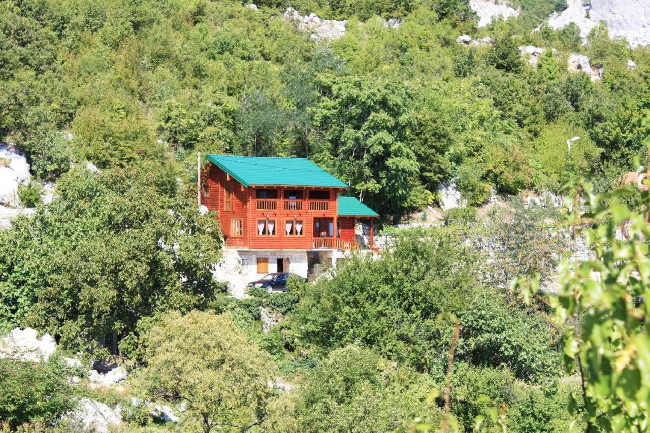 Holiday Village Ostrog Nikšić Bagian luar foto